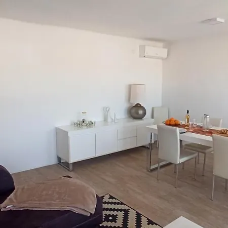Siesta Apartment Hospitalet De L'Infant